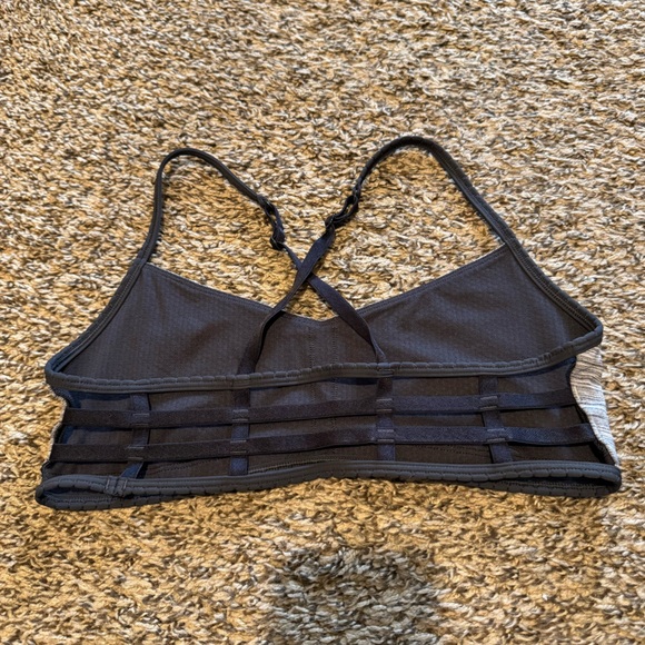 Lululemon size 8 Hot Spell Lattice Bra Grey and Black - Picture 7 of 9
